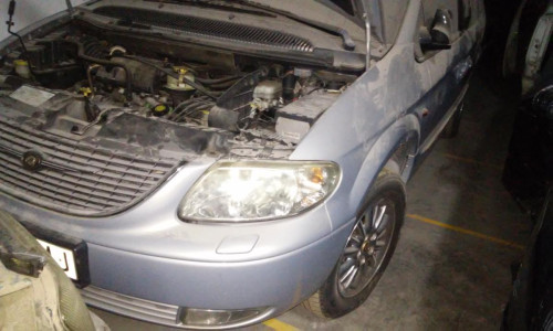 CHRYSLER VOYAGER (RG) — vehículo donante para recambios 