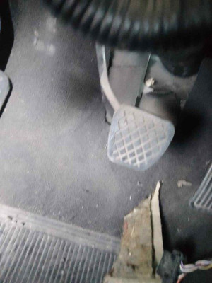 PEDAL FRENO
