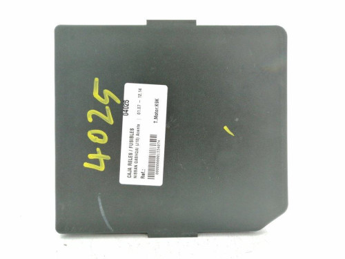 CAJA RELES / FUSIBLES NISSAN QASHQAI (J10) 