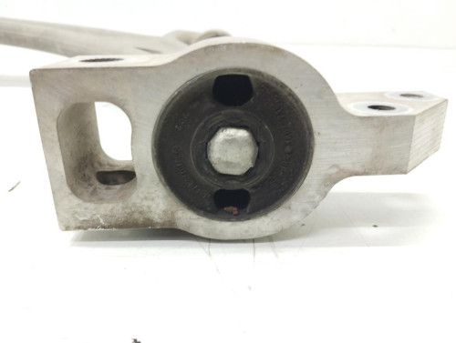 BRAZO SUSPENSION INFERIOR DELANTERO DERECHO Audi Q3 (8UG) 