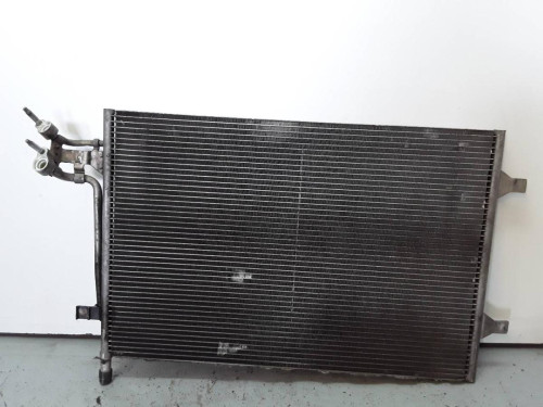 CONDENSADOR / RADIADOR AIRE ACONDICIONADO 