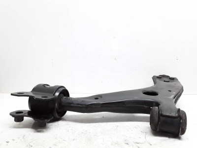 BRAZO SUSPENSION INFERIOR DELANTERO DERECHO