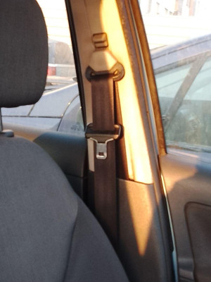 CINTURON SEGURIDAD DELANTERO IZQUIERDO