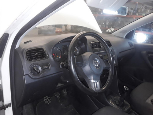  VOLKSWAGEN POLO V (6R1) 