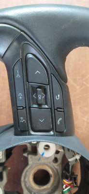 VOLANTE, TOYOTA, YARIS CROSS
