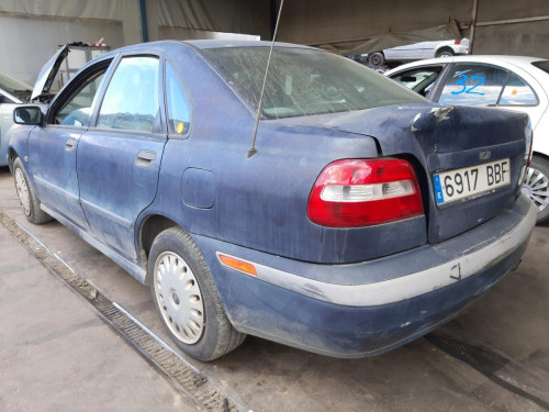  VOLVO S40 BERLINA 