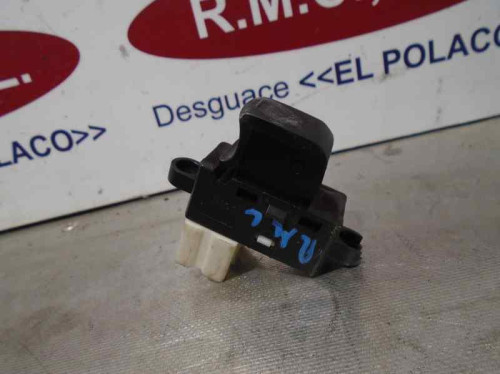  MANDO ELEVALUNAS DELANTERO DERECHO Nissan NOTE (E12) 