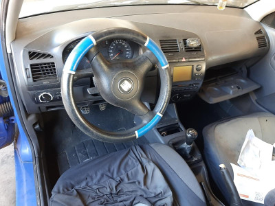 SEAT CORDOBA BERLINA (6K2)