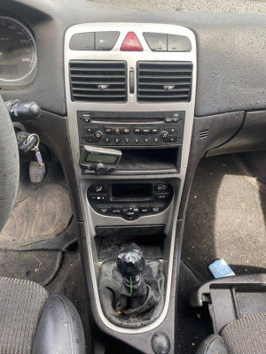 PEUGEOT 307 (S1)(04.2001)