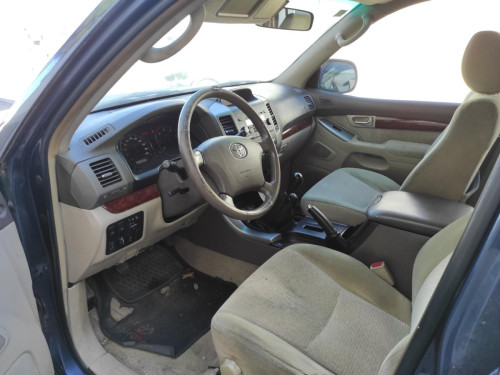TOYOTA LAND CRUISER (J12) — vehículo donante para recambios 