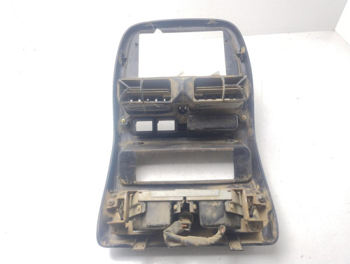 CONSOLA CENTRAL Nissan PICKUP (D22) 