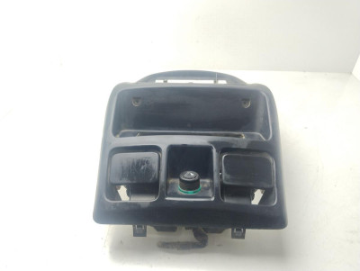 CONSOLA CENTRAL, Nissan, PICKUP (D22)