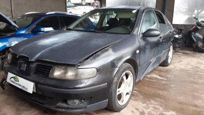 SEAT LEON (1M1)
