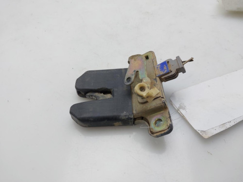 CERRADURA MALETERO / PORTON Audi A6 BERLINA (4B2) 