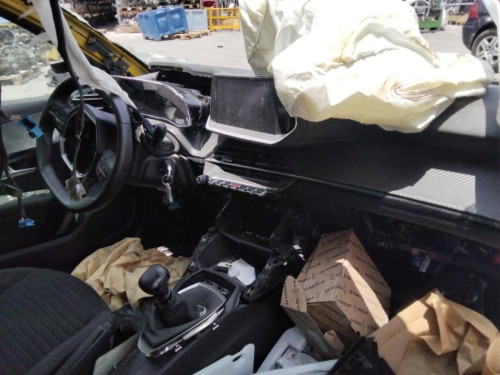 PEUGEOT 208 (P2) — vehículo donante para recambios 