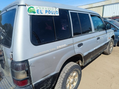 MITSUBISHI MONTERO (V20/V40)