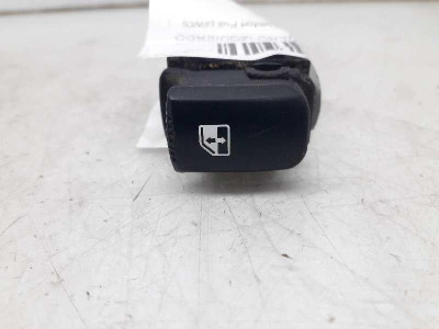 MANDO ELEVALUNAS TRASERO IZQUIERDO, HYUNDAI, SANTA FE (CM)