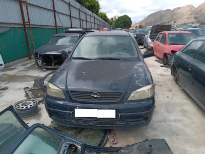 OPEL ASTRA G BERLINA