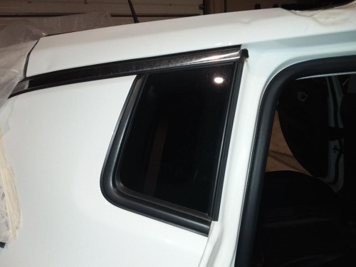LUNA CUSTODIA TRASERA DERECHA JEEP COMPASS (M7) 