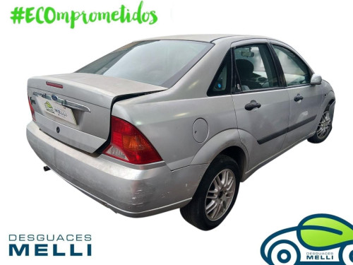  FORD FOCUS BERLINA (CAK) 