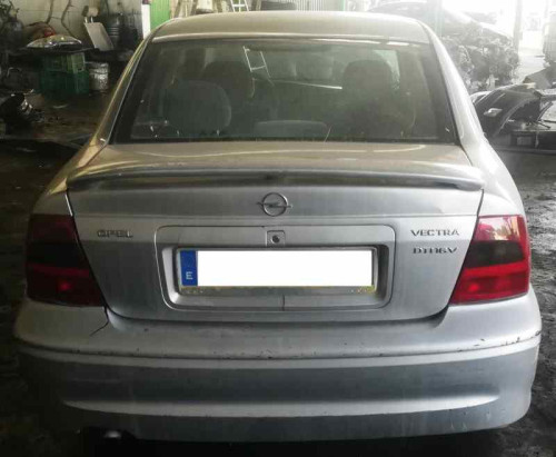  OPEL VECTRA B BERLINA 