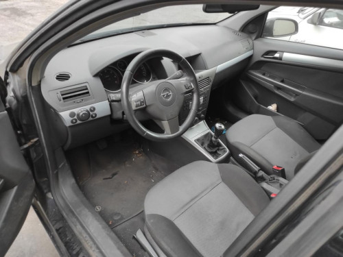 OPEL ASTRA H CARAVAN — Donor Vehicle for Used Parts 