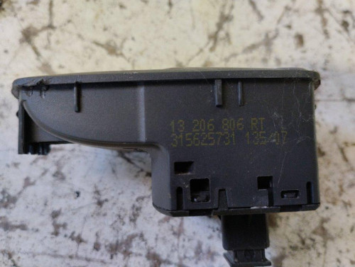MANDO ELEVALUNAS DELANTERO DERECHO OPEL CORSA D 