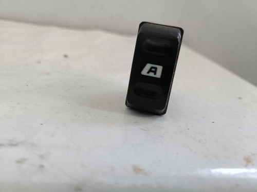  MANDO ELEVALUNAS DELANTERO DERECHO Citroen XSARA PICASSO 