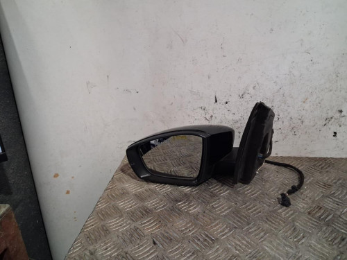 RETROVISOR IZQUIERDO 