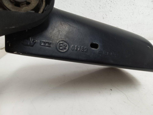RETROVISOR IZQUIERDO Ford FIESTA BERL./COURIER 