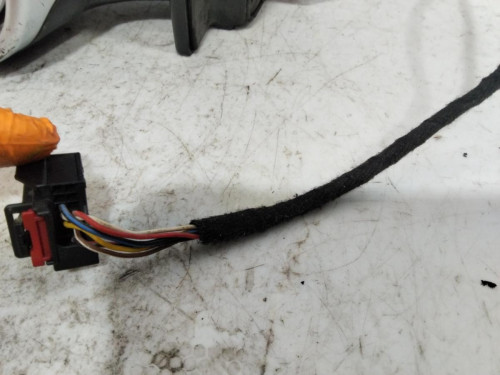 RETROVISOR IZQUIERDO 