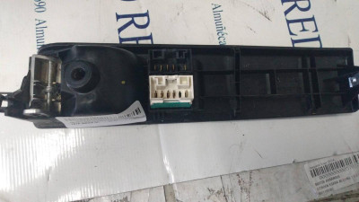 MANDO ELEVALUNAS DELANTERO IZQUIERDO, TATA, INDICA (1998)