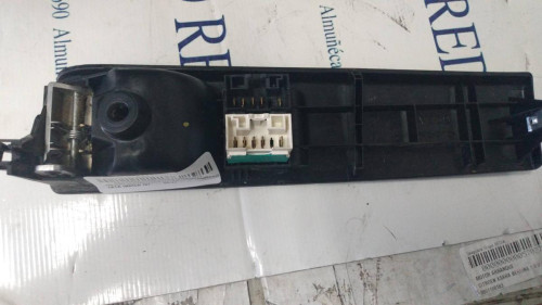 MANDO ELEVALUNAS DELANTERO IZQUIERDO, TATA, INDICA (1998)