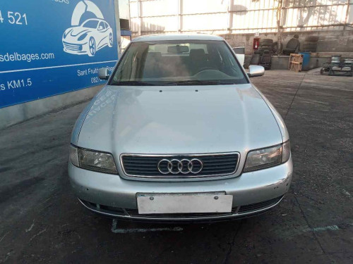  AUDI A4 BERLINA (B5) 