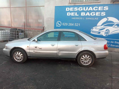  AUDI A4 BERLINA (B5) 