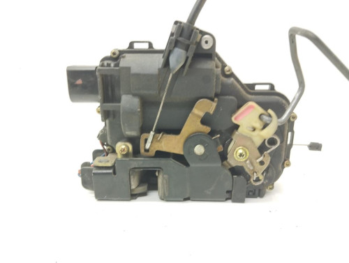 CERRADURA PUERTA DELANTERA DERECHA Volkswagen BORA BERLINA (1J2)(1998) 