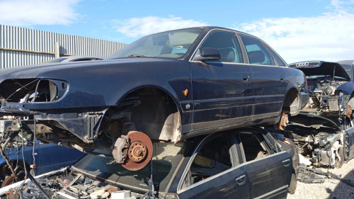  AUDI A6 BERLINA (C4) 