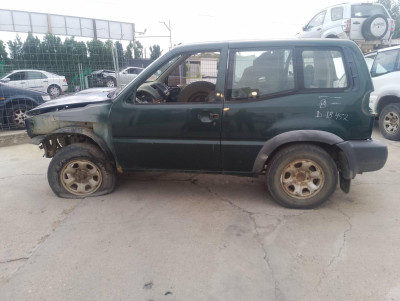 NISSAN TERRANO II (R20)