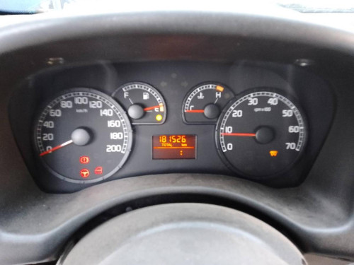 FIAT II PUNTO (188) BERLINA — vehículo donante para recambios 