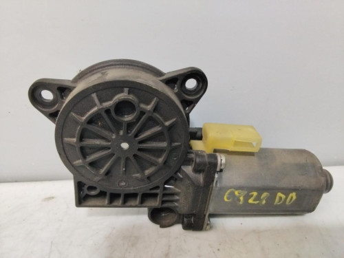 MOTOR ELEVALUNAS DELANTERO DERECHO Ford FIESTA (CBK) 