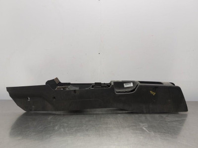 APOYABRAZOS CENTRAL, AUDI, A3 SPORTBACK (8PA)