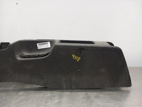  APOYABRAZOS CENTRAL, AUDI, A3 SPORTBACK (8PA) 