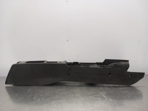  APOYABRAZOS CENTRAL, AUDI, A3 SPORTBACK (8PA) 