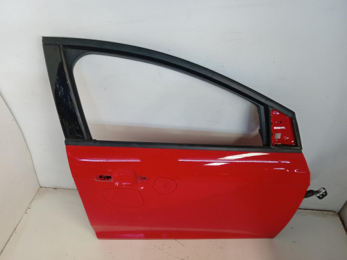 PUERTA DELANTERA DERECHA FORD FOCUS BERLINA (CEW) 