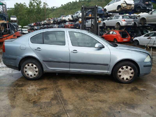  SKODA OCTAVIA BERLINA (1Z3) 