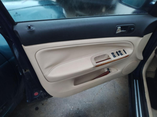  RETENEDOR PUERTA, VOLKSWAGEN, PASSAT BERLINA (3B3) 