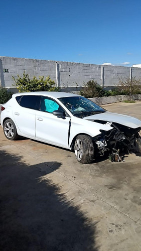 Seat Leon (KLG)(05.2024->) 1.5 TSI 85 kW Style 25º Aniversario — автомобиль-донор на запчасти 