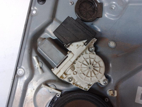 ELEVALUNAS DELANTERO DERECHO SEAT IBIZA (6L1) 