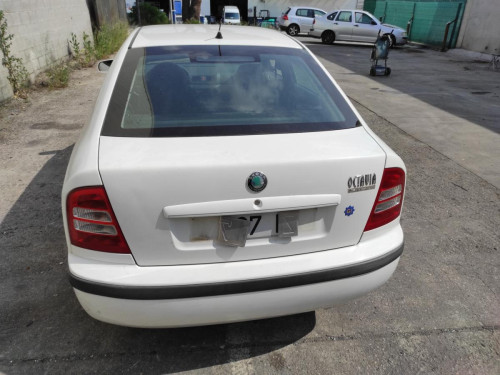 SKODA OCTAVIA BERLINA (1U2) — Donor Vehicle for Used Parts 