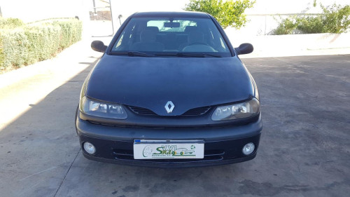 Renault Laguna (B56)(1998->) — автомобиль-донор на запчасти 